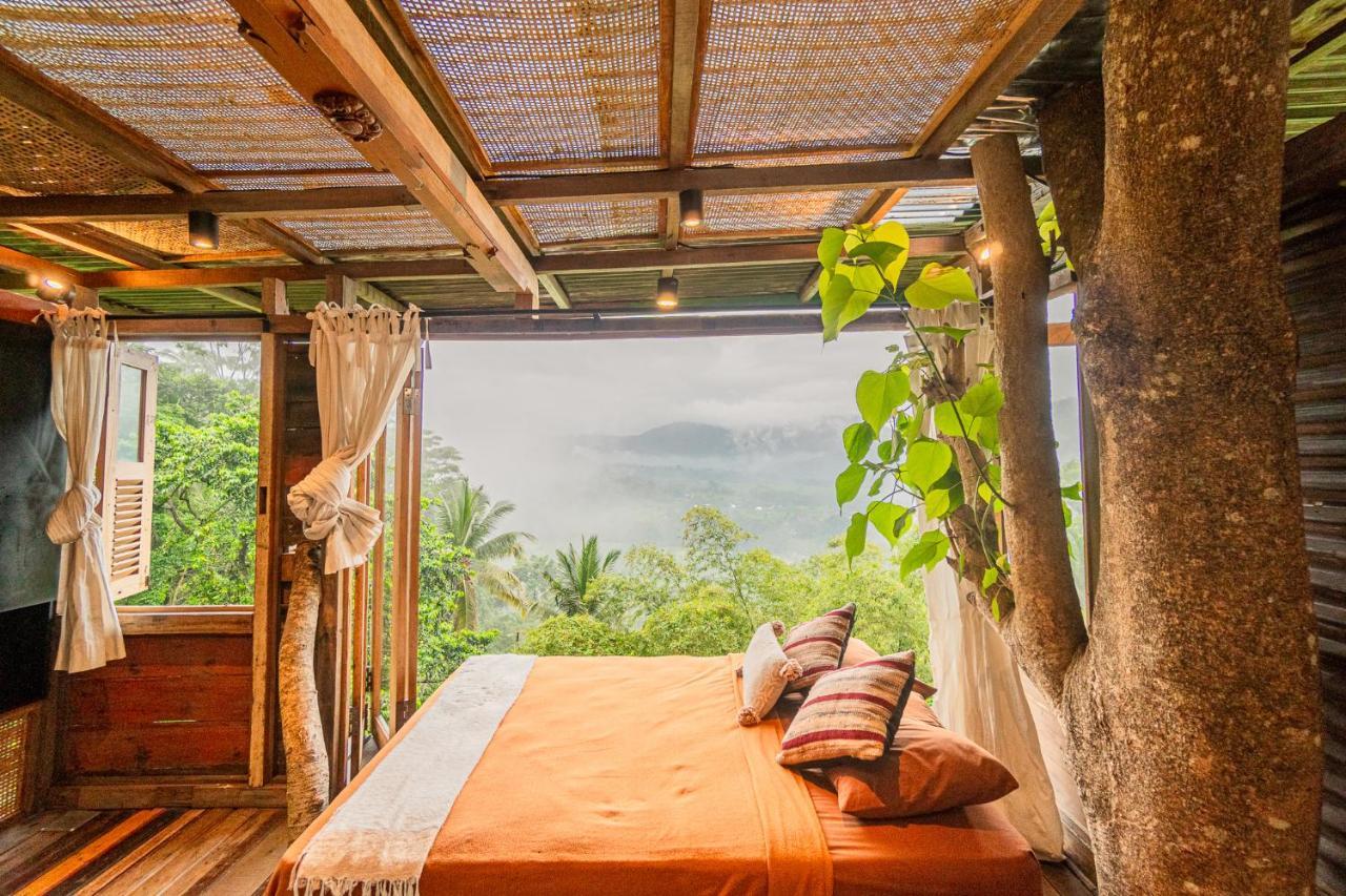 Bird Hills Bamboo House Villa Karangasem Eksteriør billede