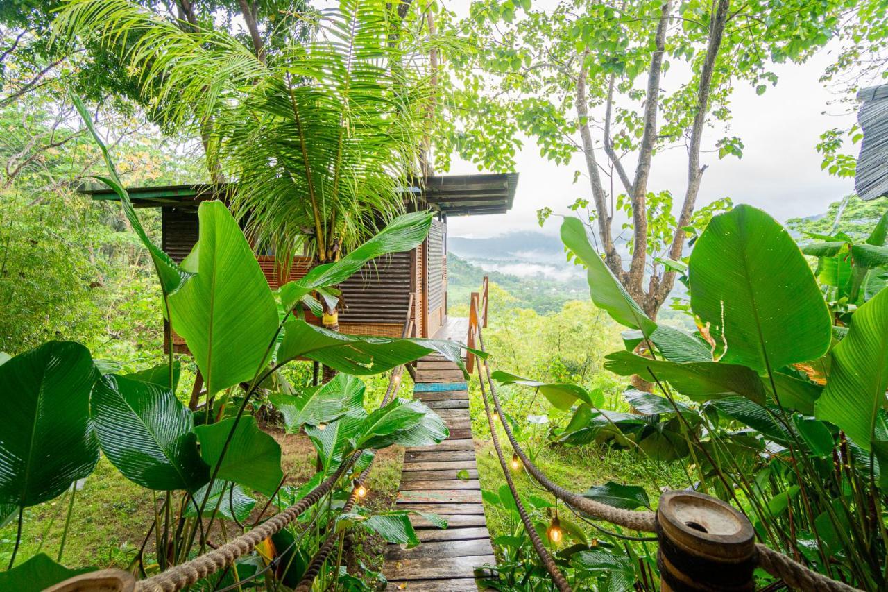 Bird Hills Bamboo House Villa Karangasem Eksteriør billede