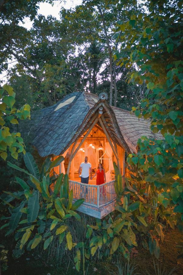 Bird Hills Bamboo House Villa Karangasem Eksteriør billede
